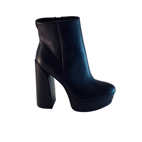 Guess Shoes - GUESS Platform Boots Crafty Block High Heel Zip-Up Booties Size 9 Black